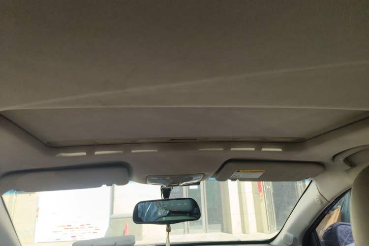 Used Roewe 360 2015 1.5L Manual Luxury Edition Headliner