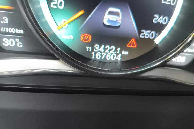 Used Volvo S80L 2015 2.0T T5 Smart Luxury Edition
