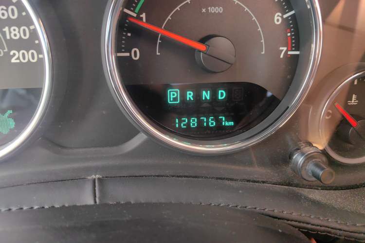 Used Jeep Wrangler 2014 3.0L Sahara Four-Door Edition