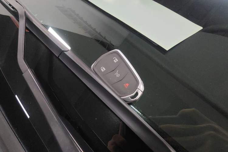 Used Cadillac XT4 2021 28T Two-Wheel Drive Luxury Version
