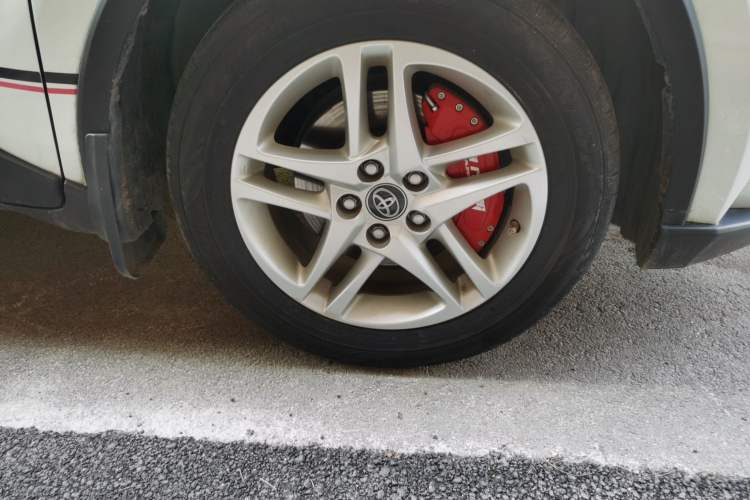 Used Toyota C-HR 2021 Dual-Motor 2.0L E-CVT Comfort Edition Right Front Wheel Hub