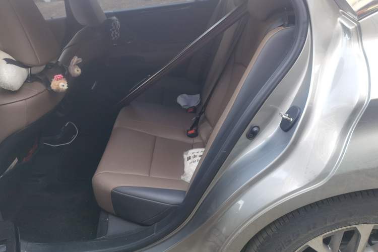 Used Lexus ES 2022 200 Excellence Edition
