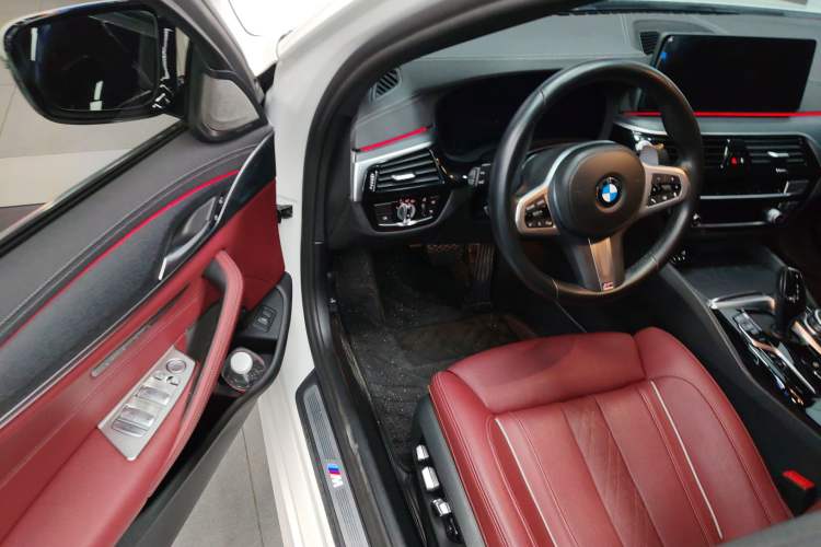 Used BMW 5 Series 2022 Second Facelift 530Li Luxury Version M Sport Package
