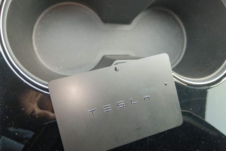 Used Tesla Model 3 2019 Standard Range Rear-Drive Upgraded Version
