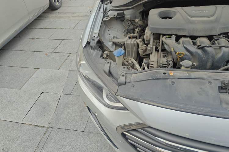 Used Hyundai Elantra (6th Generation / Lingdong) 2016 1.6L Automatic ZhiXuan · Luxury Version
