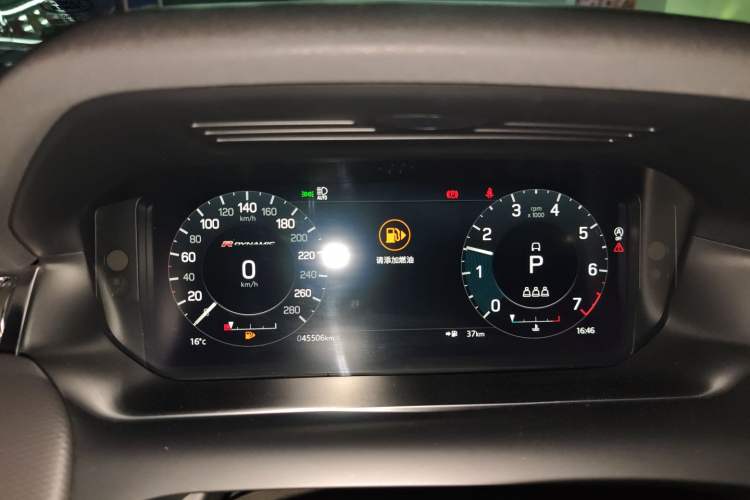 Used Land Rover Discovery Sport 2022 Revised Version 249 PS R-Dynamic S Performance Edition 5 Seats Instrument Cluster