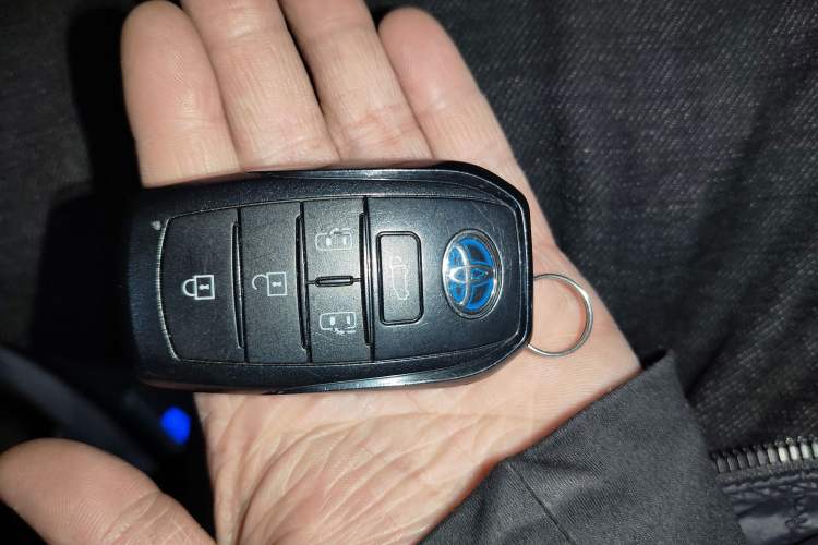 Used Toyota SIENNA 2021 2.5L Hybrid Platinum Edition