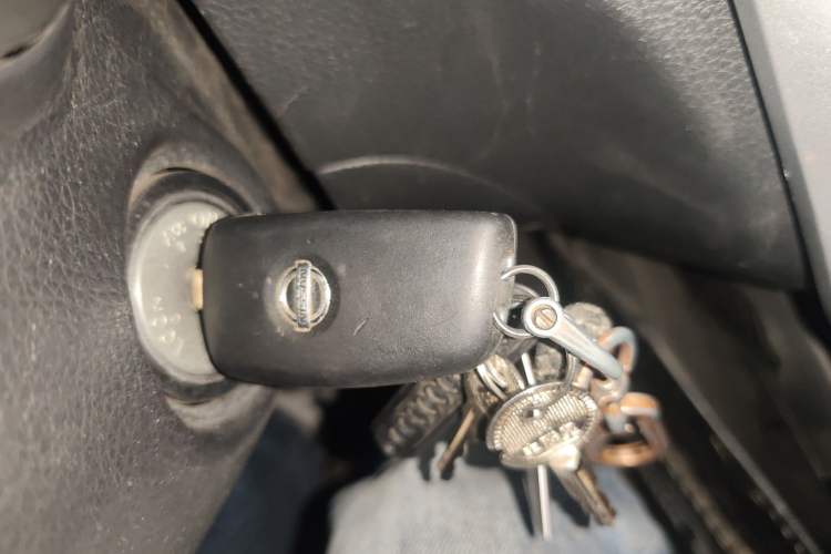 Used Nissan Tiida 2016 1.6L CVT Cool Dynamic Edition