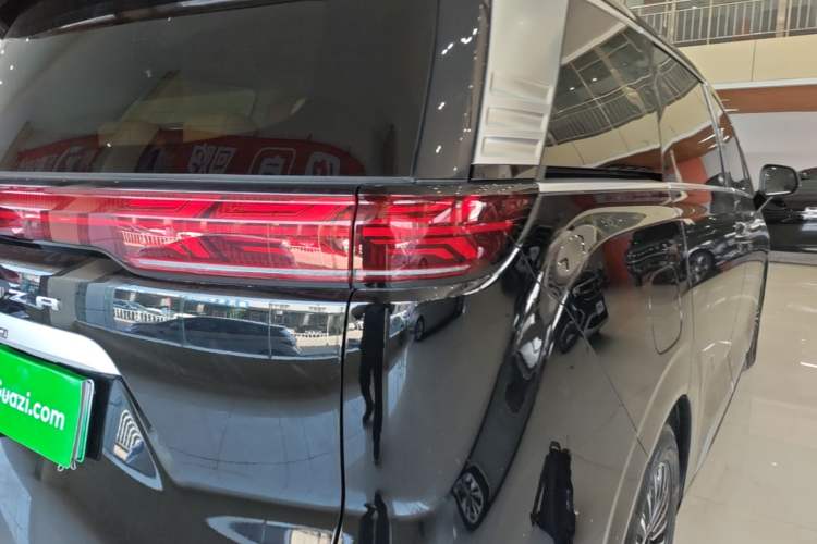 Used Denza D9 2024 DM-i 1050 Luxury Model Right Rear Taillight