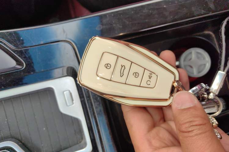 Used Geely Auto Emgrand GS 2020 1.4T CVT Ya Vehicle Key