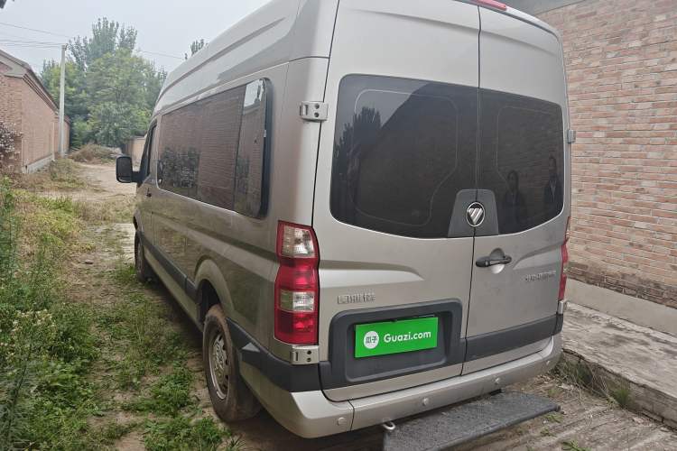 Used Foton Toano 2023 Joy Elephant Multi-Function 2.0T Manual Long-Wheelbase Mid-Roof Model with Single Rear Tire Available in 5/6/7/9-Seater Configurations Rear Left 45 Deg