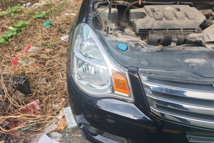 Used Nissan Sylphy 2009 1.6XE Manual Comfort Edition Right Front Headlight