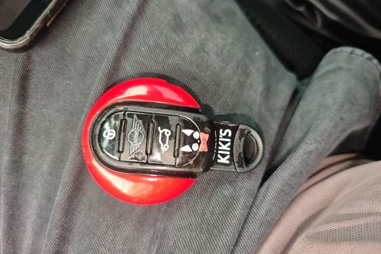 Used MINI 2022 Updated 2.0T COOPER S Classic Edition Five-Door Version Interior 1