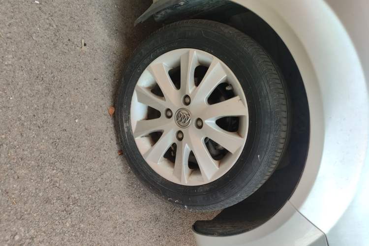 Used Buick Excelle 2013 1.5L Manual Luxury Model