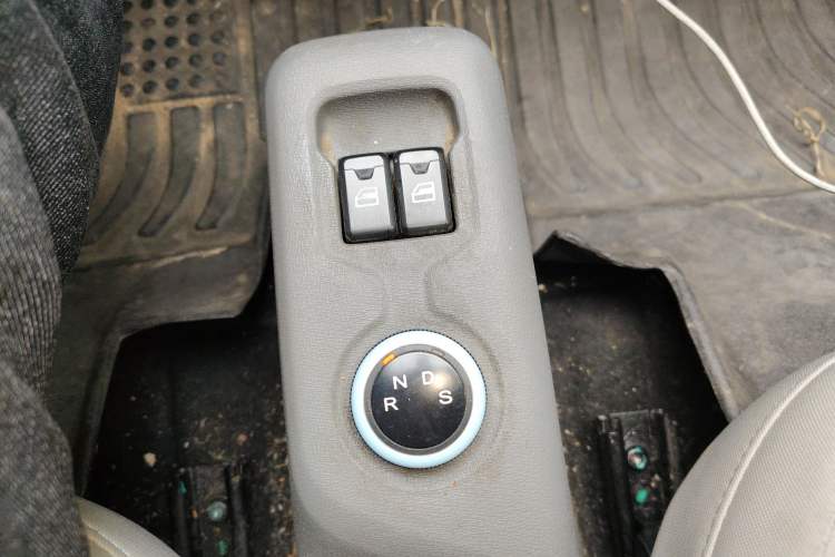 Used Dongfeng Fengon MINIEV 2022 Simple Style Comfort Version