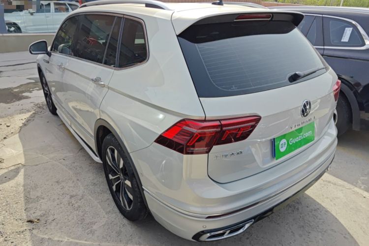 Used Volkswagen Tiguan L 2022 330TSI Automatic Two-Wheel Drive R-Line Enhanced Edition Rear Left 45 Deg