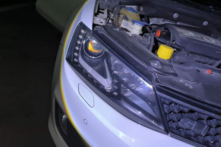 Used Volkswagen Sagitar 2013 2.0 TSI GLI
