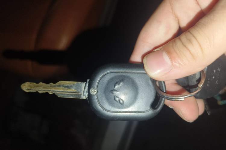 Used Wuling Hongguang 2014 1.2L Standard Model China IV
