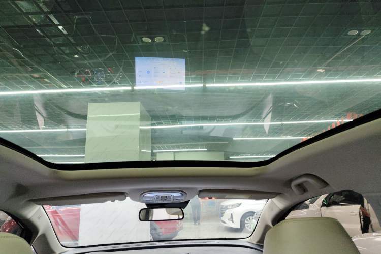 Used BYD Song MAX New Energy 2022 DM-i 105KM Flagship Model
