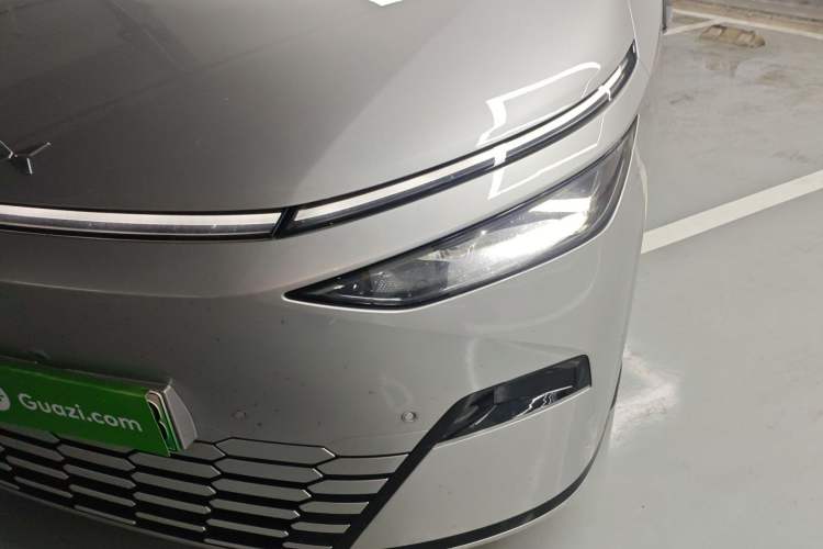 Used XPeng X9 2024 610 Long-Range Pro
