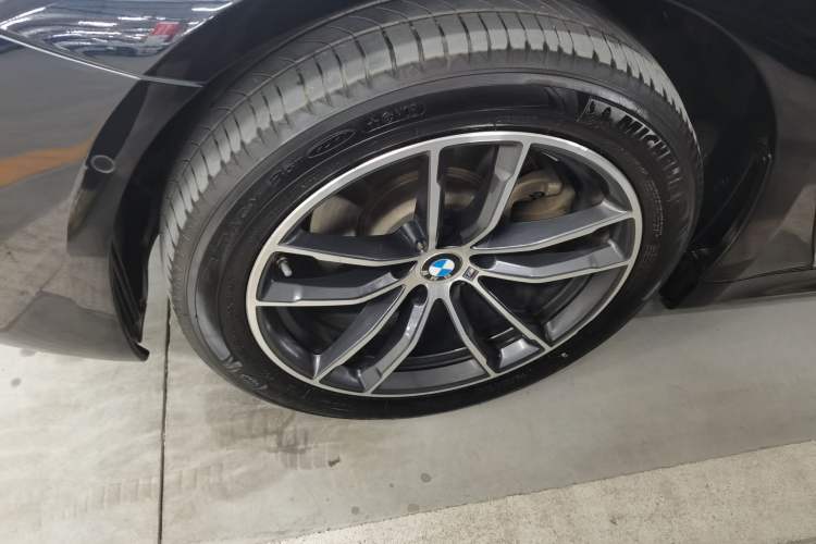 Used BMW 5 Series 2022 Second Facelift 525Li M Sport Package