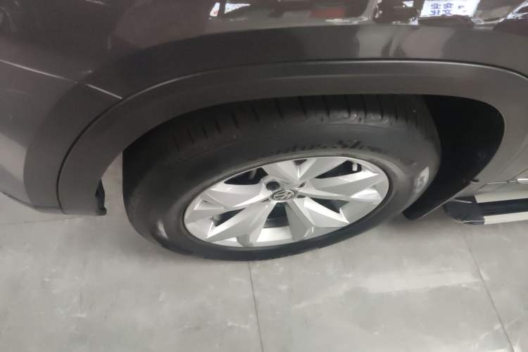 Used Volkswagen Teramont 2020 330TSI Two-Wheel Drive Comfort Edition China VI Standard Left Front Wheel Hub