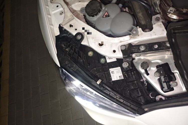 Used Mercedes-Benz C-Class 2022 Restyled C 260 L Sport Edition Right Front Headlight