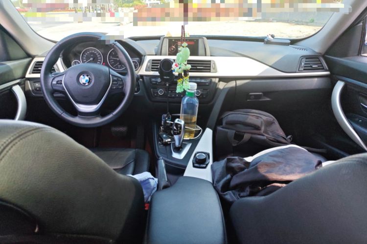 Used BMW 3 Series GT 2014 320i Leading Model
