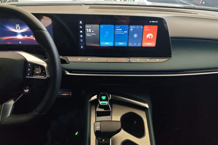 Used MG 7 2023 1.5T DCT Elegant & Graceful Edition Audio And AC Panel