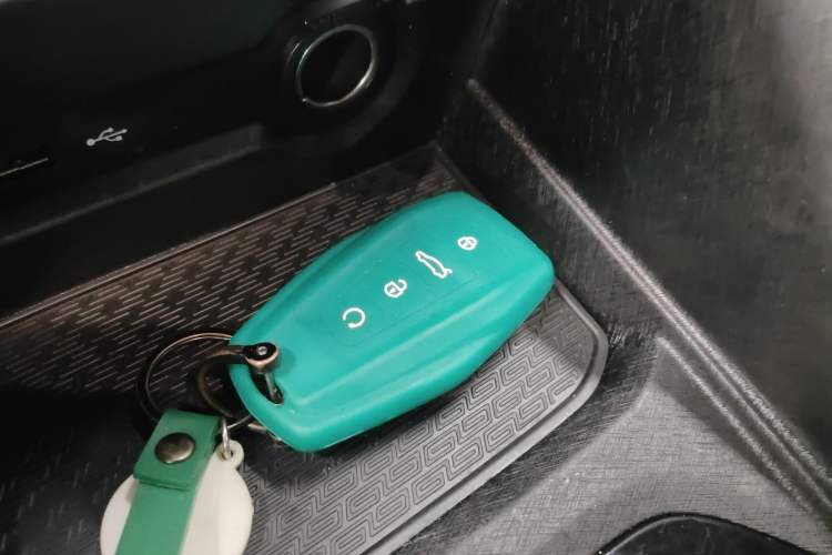 Used Geely Auto Coolray 2021 1.4T DCT Platinum Edition Interior 1