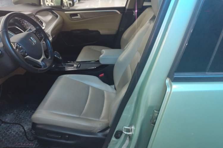 Used Honda Jade 2017 210 TURBO CVT Luxury Edition 5 Seats