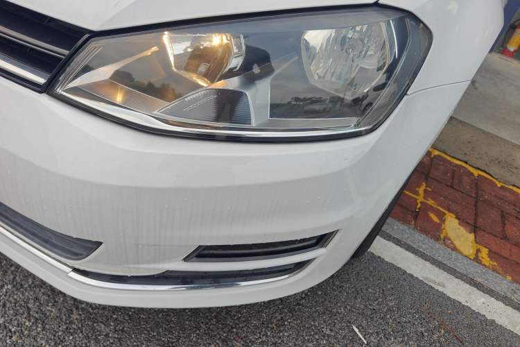 Used Volkswagen Golf 2014 1.6L Automatic Comfort Model Left Front Headlight