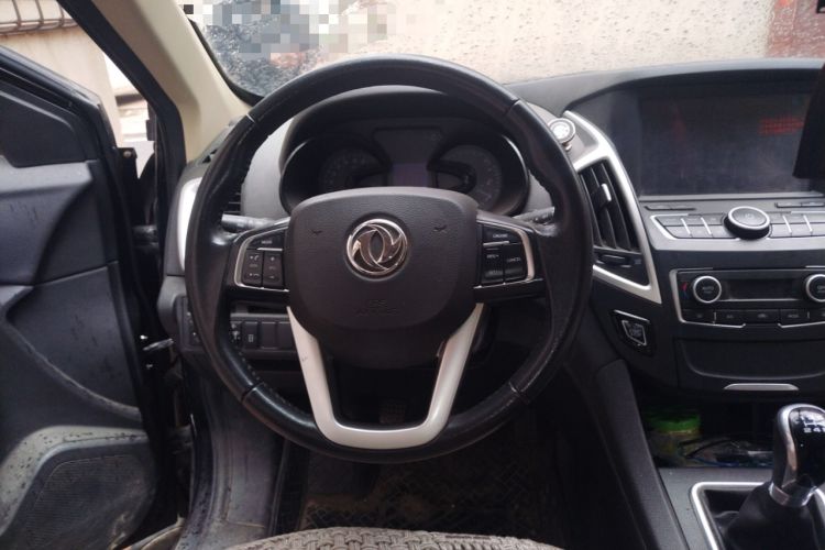 Used Dongfeng Aeolus AX7 2015 2.0L Manual Zhiyi Trim
