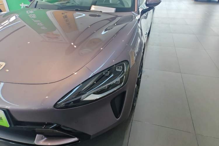 Used Xiaomi Auto SU7 2024 Four-Wheel Drive Ultra-Long Range Advanced Intelligent Driving Max Edition Left Front Headlight