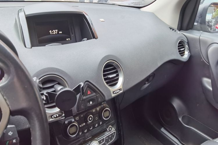 Used Renault Koleos 2012 2.5L 4x4 Comfort Edition with Navigation