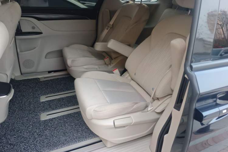 Used Buick GL8 2023 ES Lu Zun Comfort Model
