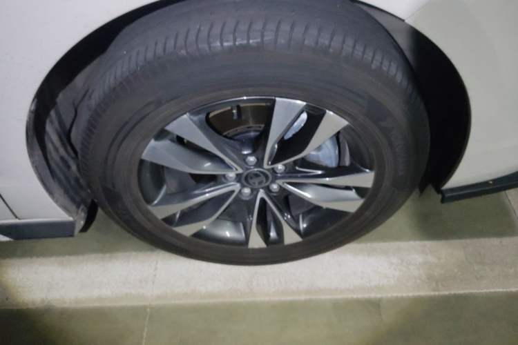 Used Toyota Granvia 2024 2.5L Hybrid Prestige PLUS Four-Wheel Drive Version
