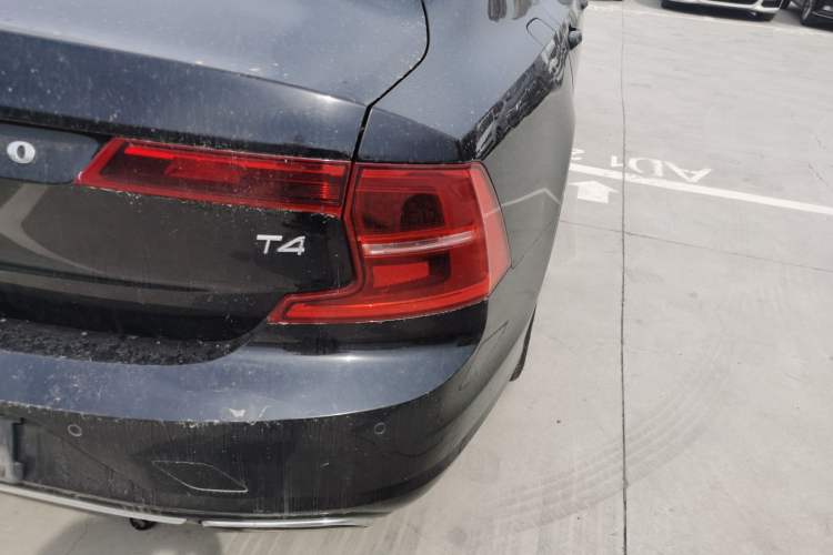 Used Volvo S90 2017 T4 Zhiyuan Edition