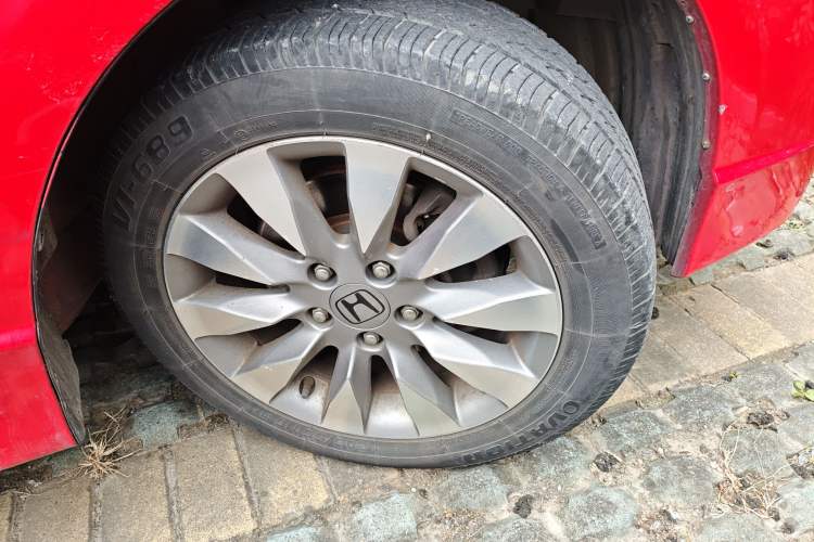 Used Honda Civic 2009 1.8L automatic luxury edition
