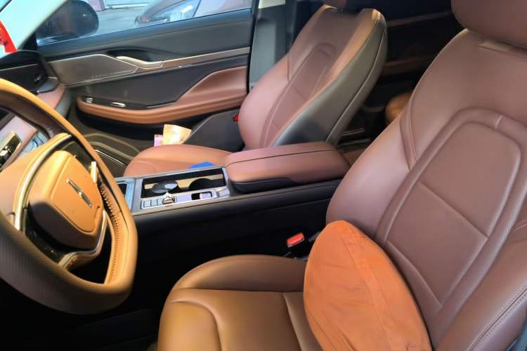 Used Lincoln Z 2024 2.0T Two-Wheel Drive Luxury Hybrid Version Left Front Seat