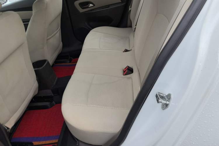 Used Chevrolet Cruze 2015 1.5L Classic SL MT Left Rear Seat