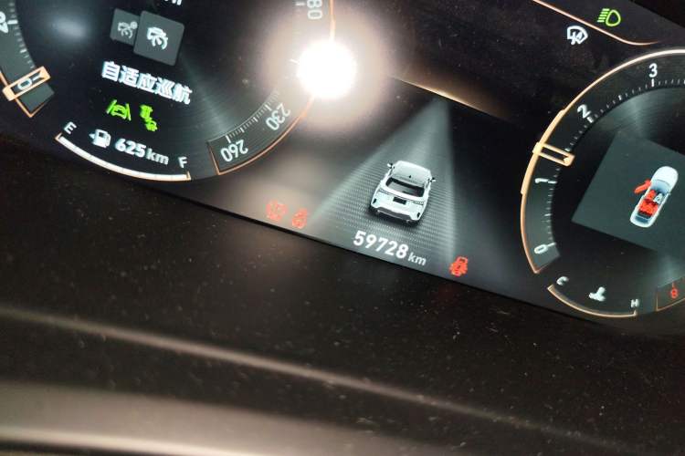 Used Lynk & Co 06 2020 1.5T YAO Halo Odometer Close Up