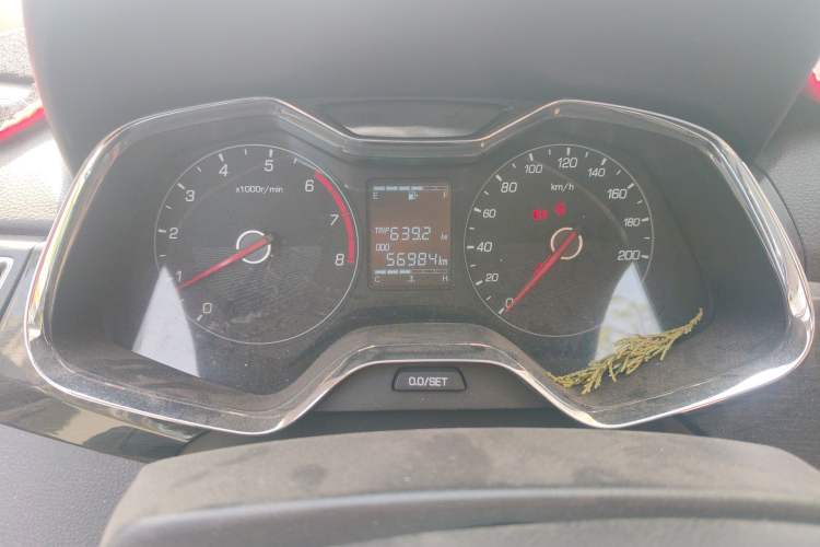 Used Baojun 310 2016 1.2L Manual Luxury Model Odometer Close Up