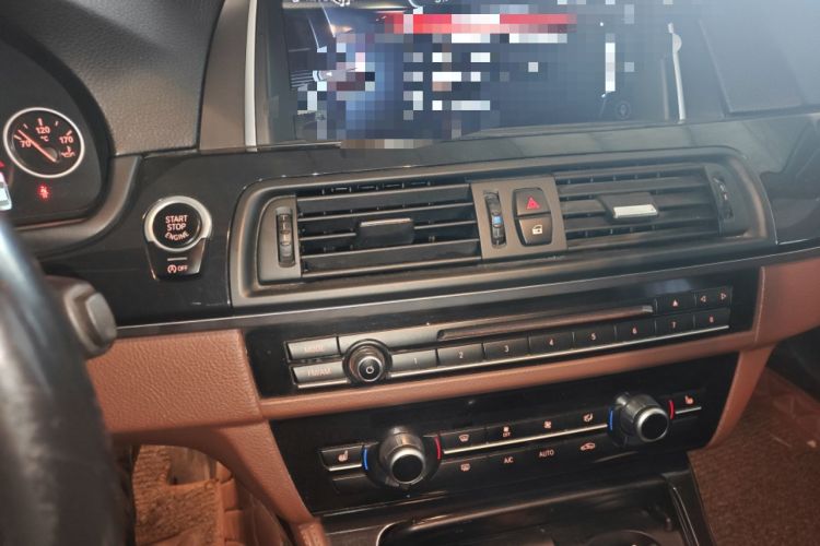 Used BMW 5 Series 2017 520Li Elegant Edition
