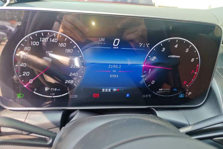 Used Mercedes-Benz GLC Coupe 2024 GLC 300 4MATIC Coupe SUV
