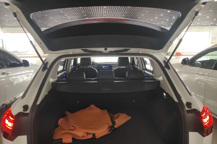 Used Volkswagen Tayron 2020 330TSI Two-Wheel Drive Luxury Smart Connectivity Version