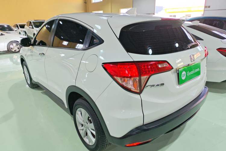 Used Honda Vezel 2017 1.5L CVT 2WD Comfort Model Rear Left 45 Deg