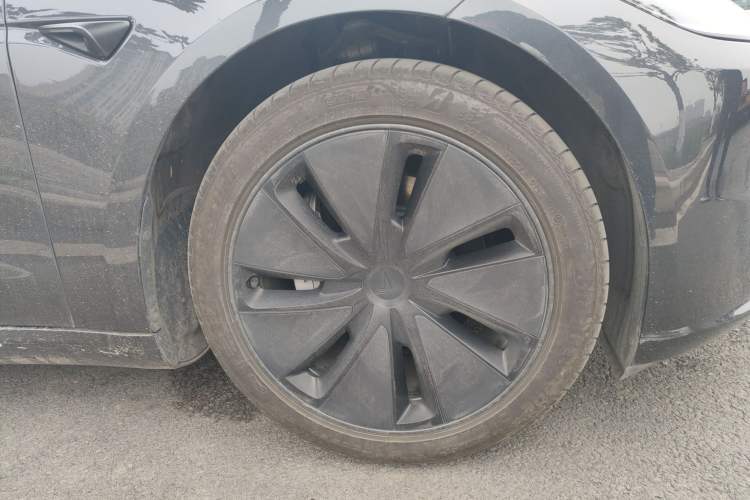 Used Tesla Model 3 2025 Rear-Wheel-Drive Version