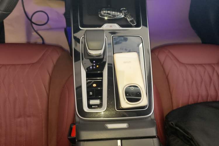 Used Hongqi HS5 2023 2.0T Qixiang Pro Edition
