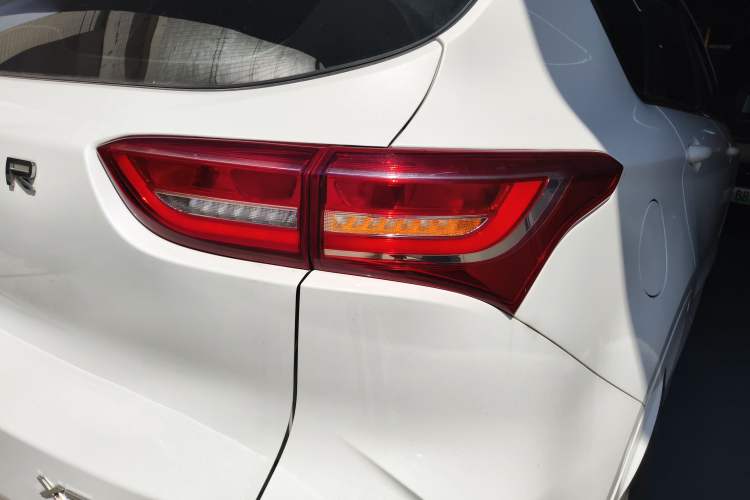 Used JETOUR X70 2020 1.5T DCT Comfort Edition 5-seater